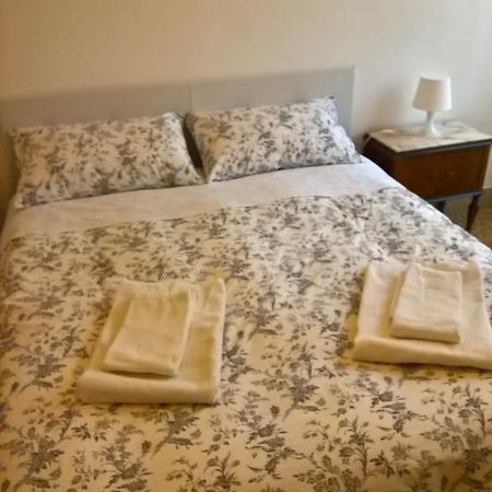 Marchese Ugo Bed & Breakfast Palermo Luaran gambar