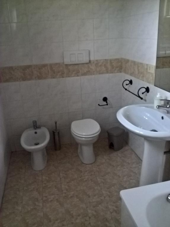 Marchese Ugo Bed & Breakfast Palermo Luaran gambar